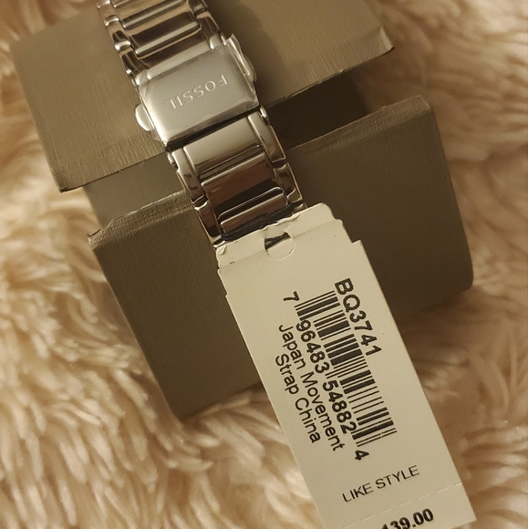 NWT Ashtyn Fossil - Picture 4 of 7